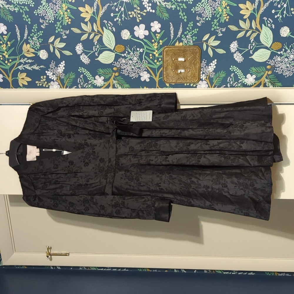 NWT Gal Meets Glam Collection Ivy Bouquet Wrap Dress